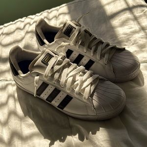 Adidas Skateboarding Shoes - Size 9 mens - White - Great Condition